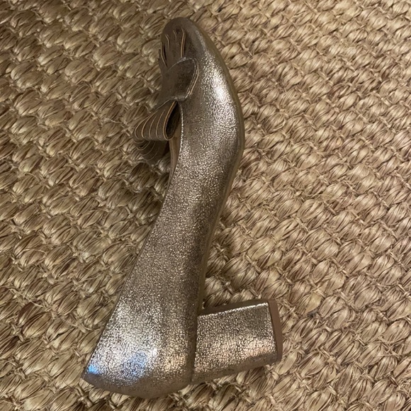 Chinese Laundry Stacked Heel - Picture 9 of 9